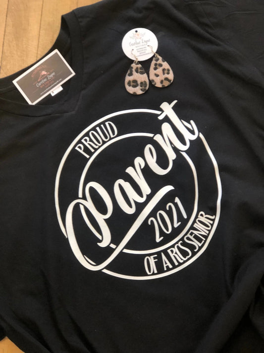 Proud Parent 2021 Senior tee - Caroline Layne Boutique LLC